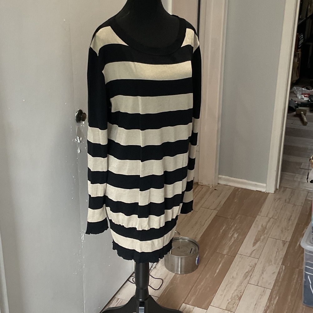P436. Escada Black and Gold Striped Midi Dress
